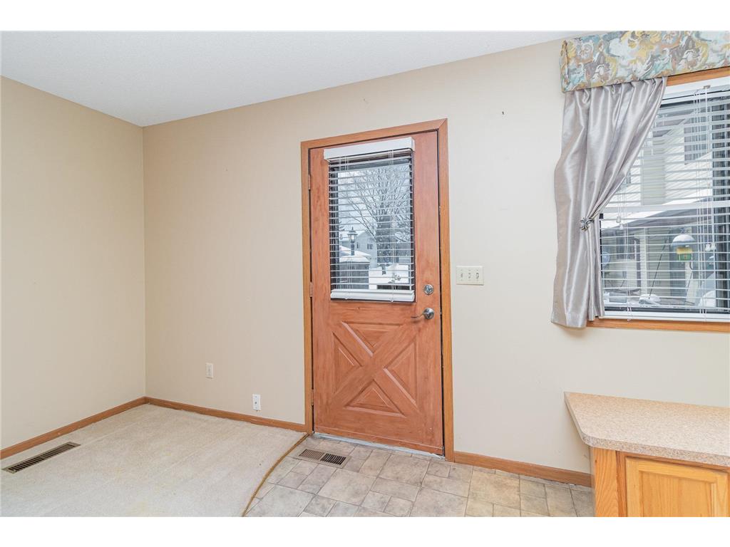 103 96th Lane NE Blaine MN 55434 6824118 image5