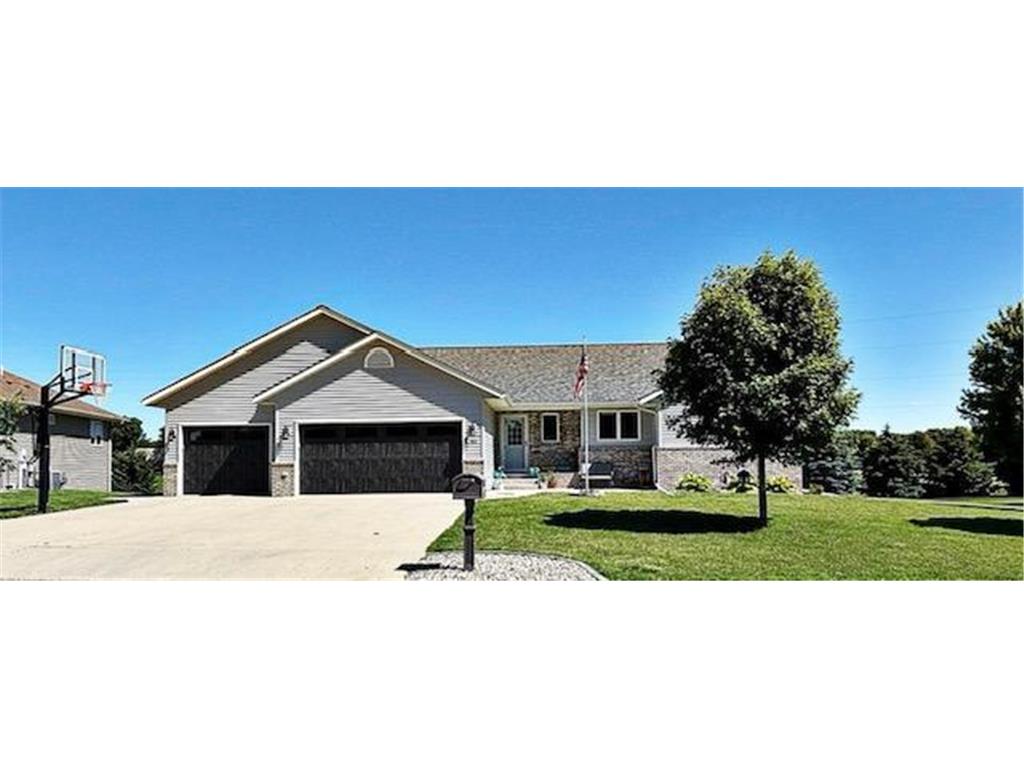 103 Aspenwood Drive Redwood Falls MN 56283 6550404 image1