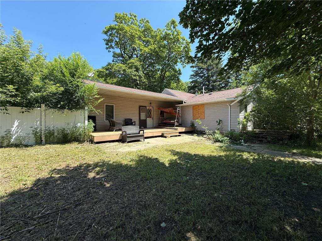 103 E 3rd Street Taunton MN 56291 6754963 image1