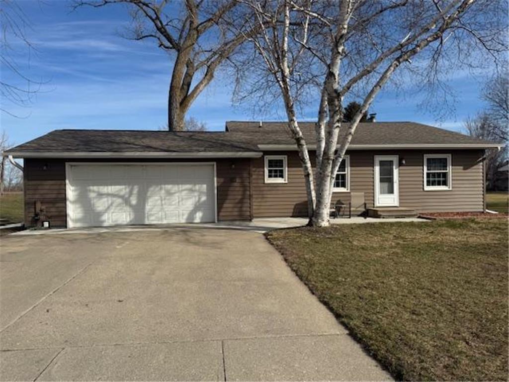 103 E Interlaken Road Fairmont MN 56031 7037404 image1