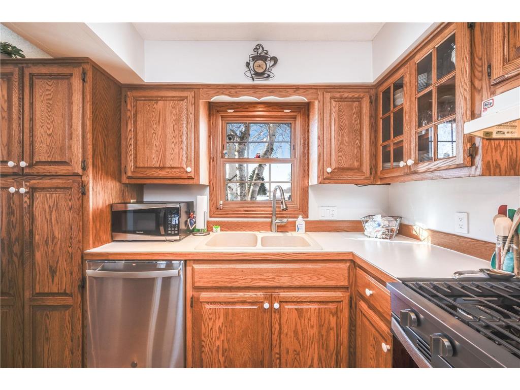 103 E Interlaken Road Fairmont MN 56031 7037404 image4
