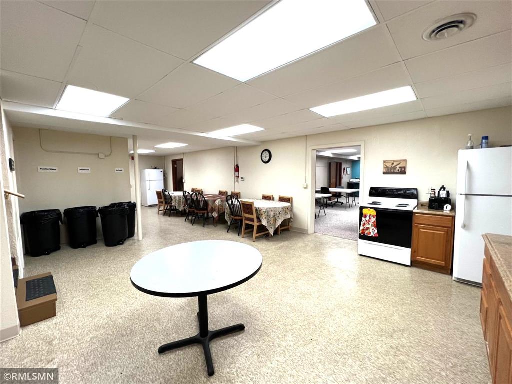 103 E Pearl Street Adrian MN 56110 6616748 image9