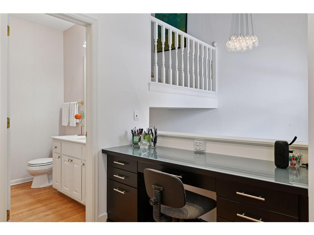 103 Edgewood Court Wayzata MN 55391 6826234 image17