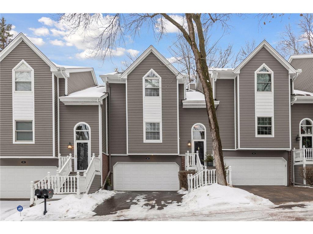 103 Edgewood Court Wayzata MN 55391 6826234 image3