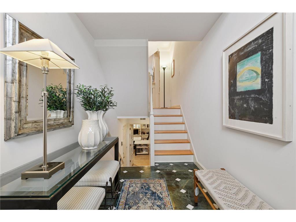 103 Edgewood Court Wayzata MN 55391 6826234 image5