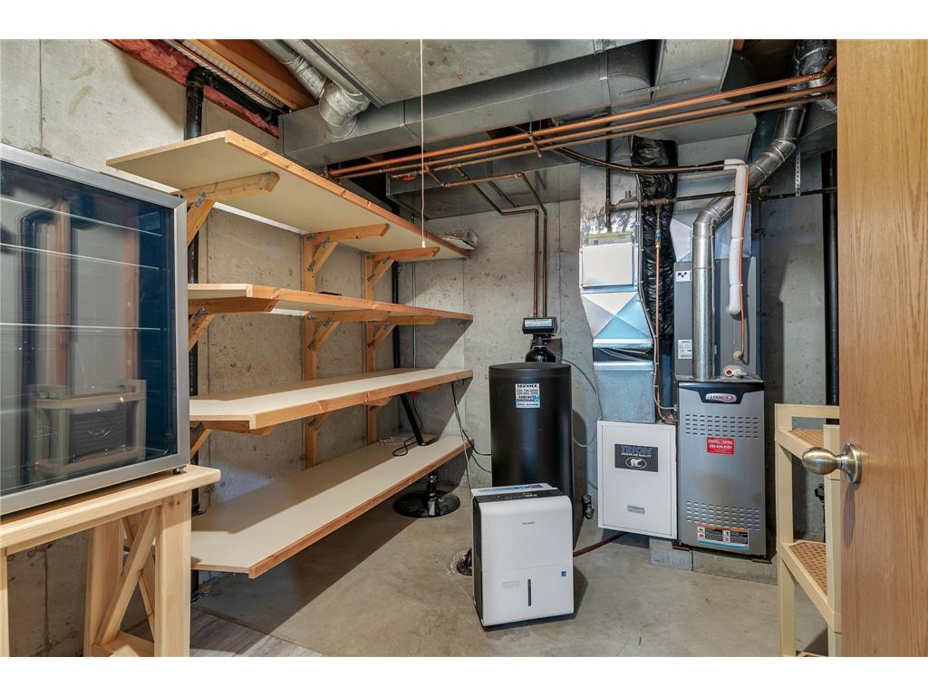 103 Harriet Street #C Spicer MN 56288 - Green 6786460 image39