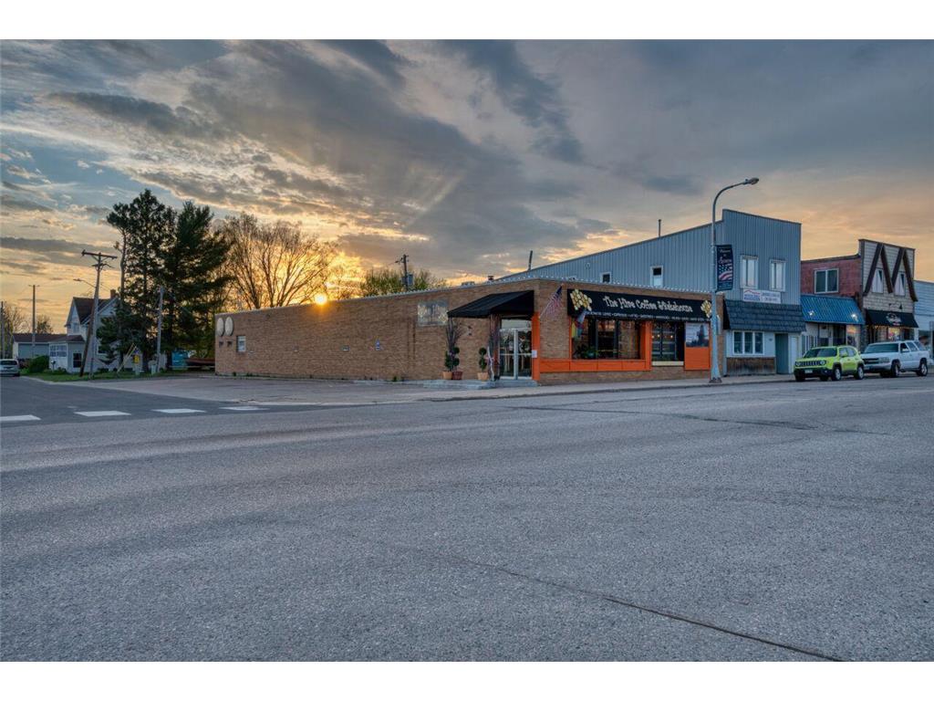 103 Main Street N Aurora MN 55705 6723684 image40