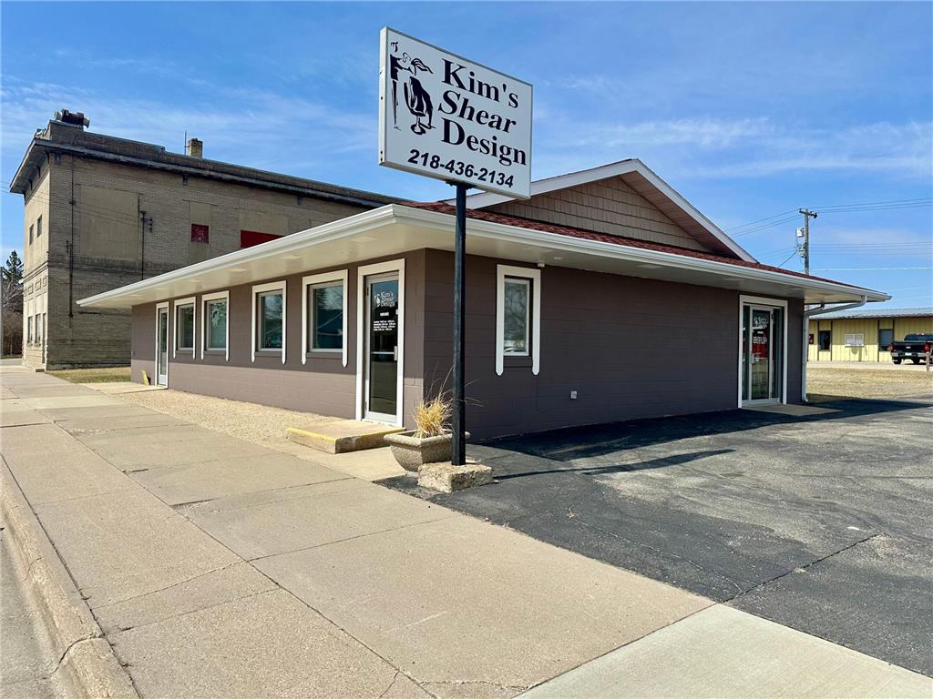 103 Mckinley Avenue W Karlstad MN 56732 6707925 image2