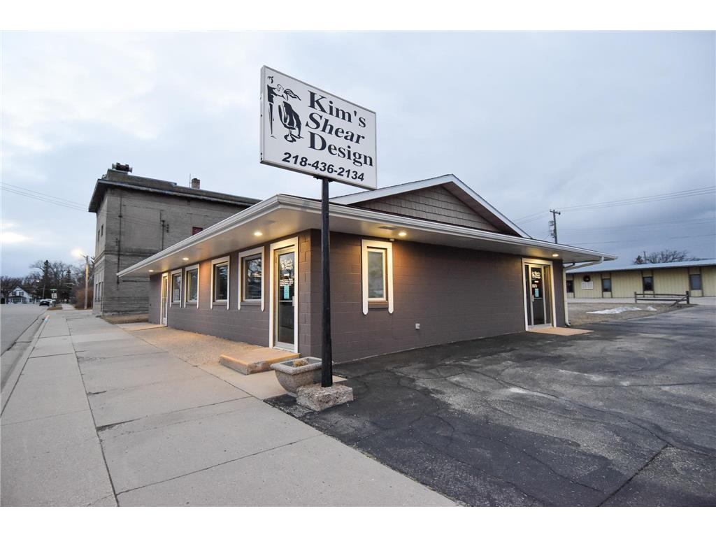 103 Mckinley Avenue W Karlstad MN 56732 7056923 image2