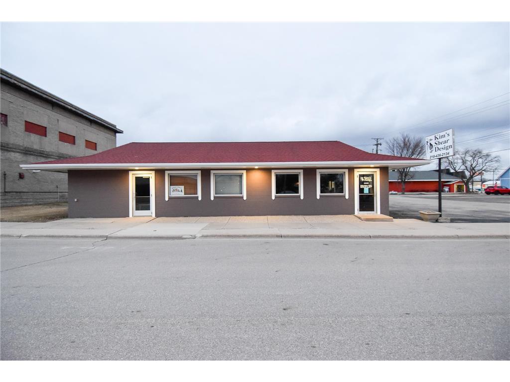 103 Mckinley Avenue W Karlstad MN 56732 7056923 image3