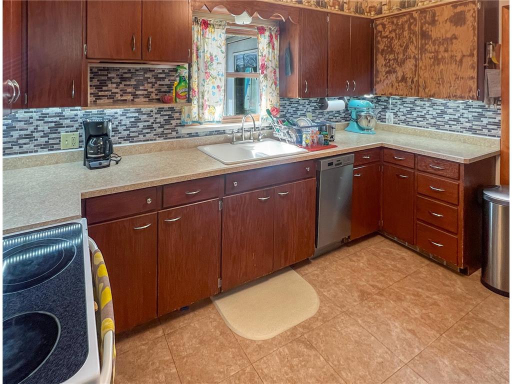 103 Montgomery Street Welcome MN 56181 7066057 image12