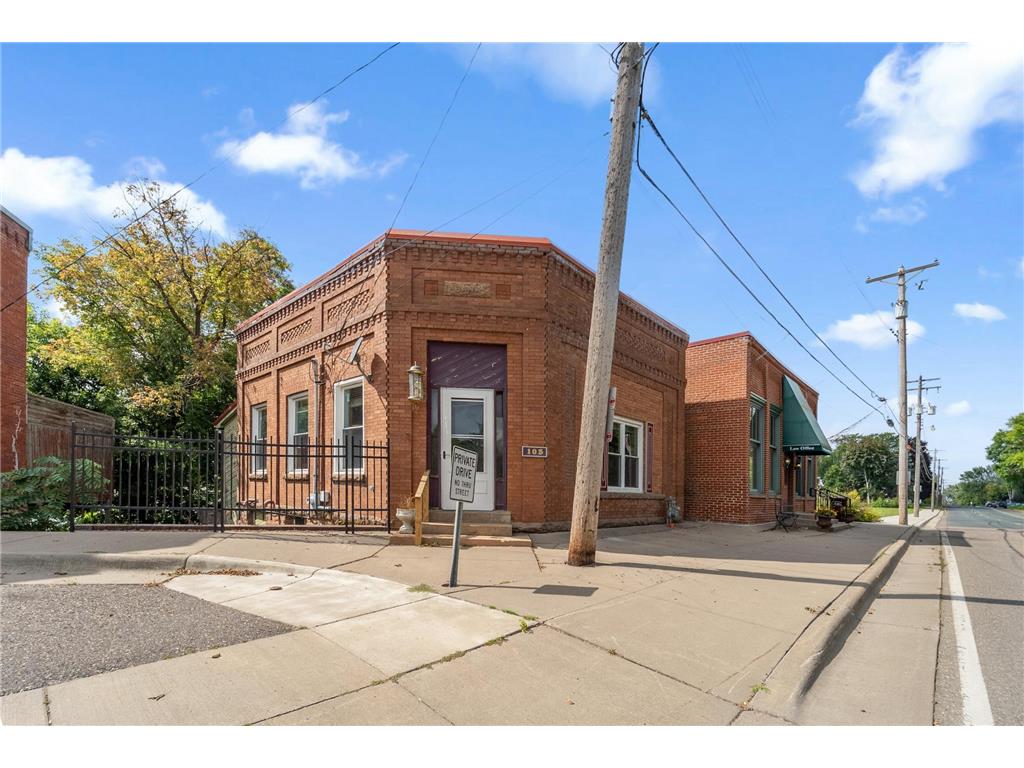 103 N Main Street Center City MN 55012 - North Center Lake 6784329 image1
