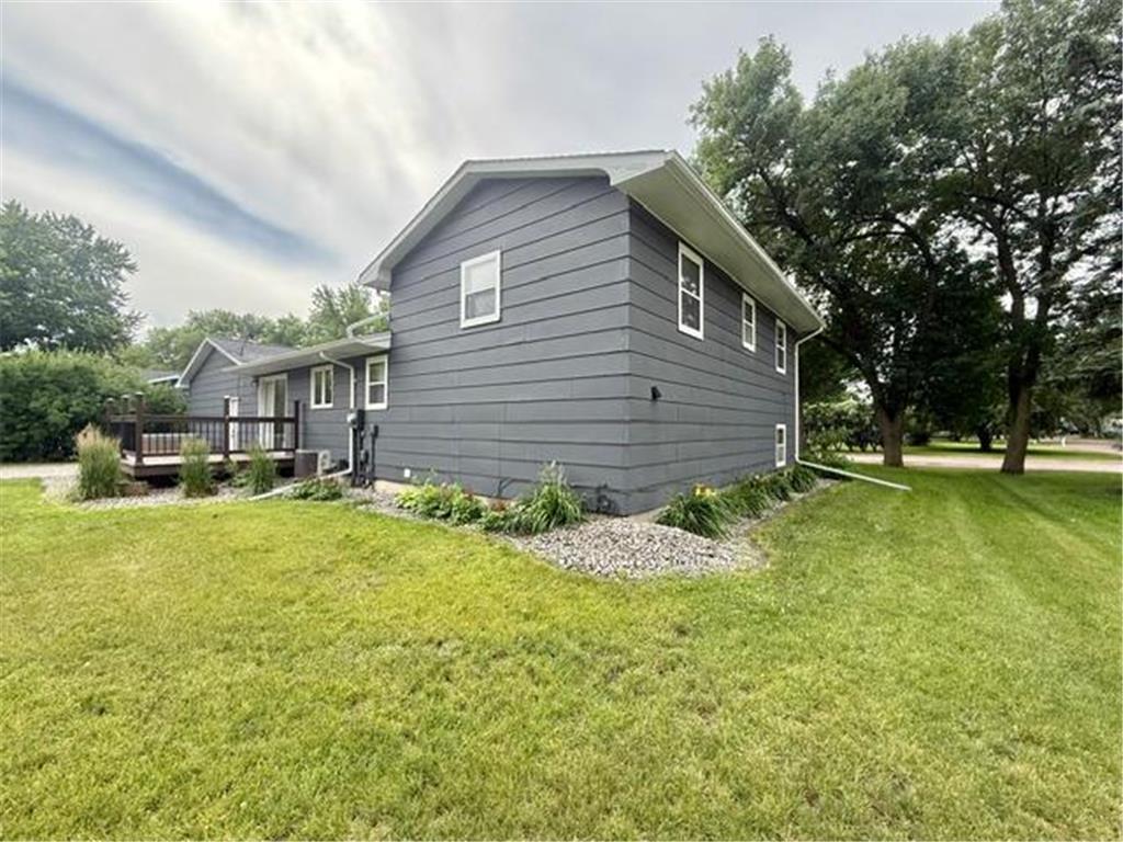 103 Northwood Drive Redwood Falls MN 56283 7093784 image4