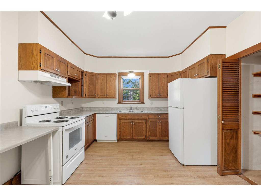 103 S 6th Street River Falls WI 54022 7008238 image11