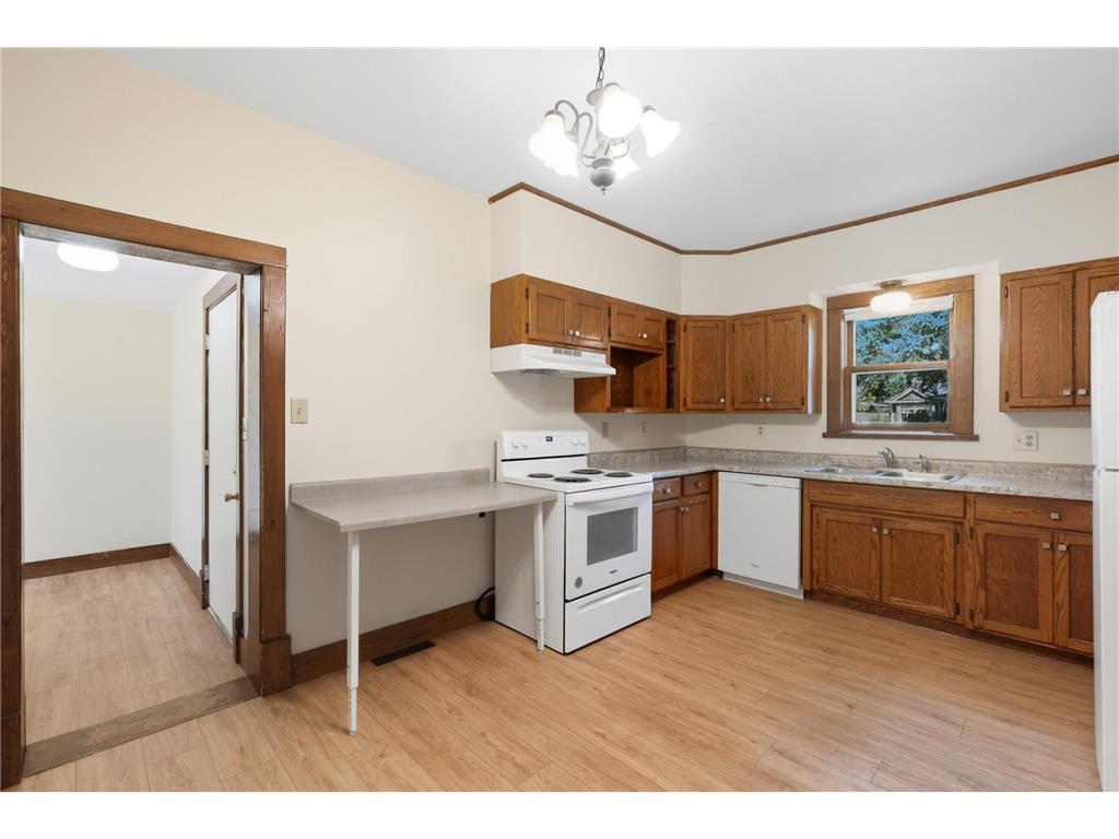 103 S 6th Street River Falls WI 54022 7008238 image12