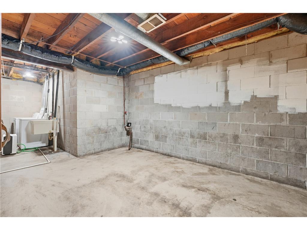 103 S 6th Street River Falls WI 54022 7008238 image27