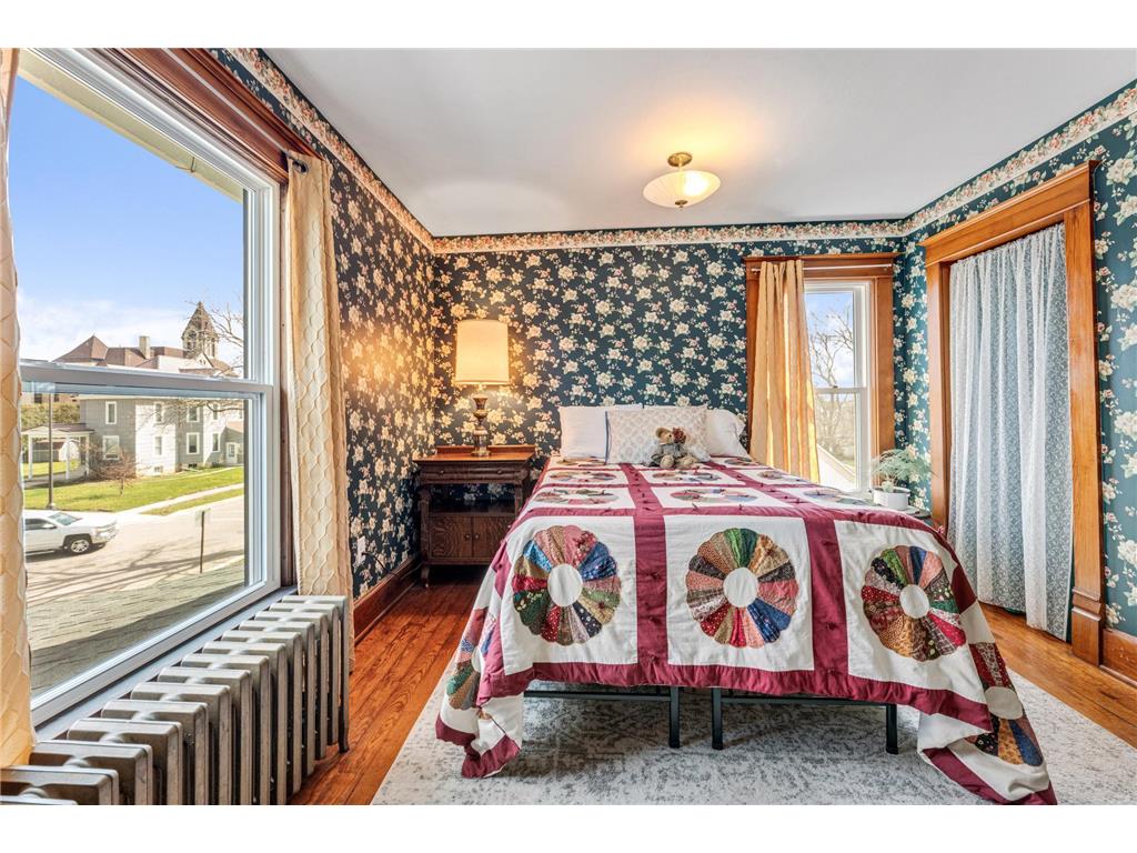 103 South Street W Caledonia MN 55921 7055308 image18