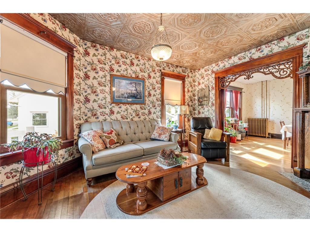 103 South Street W Caledonia MN 55921 7055308 image2