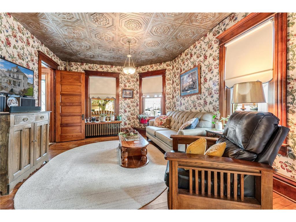 103 South Street W Caledonia MN 55921 7055308 image3
