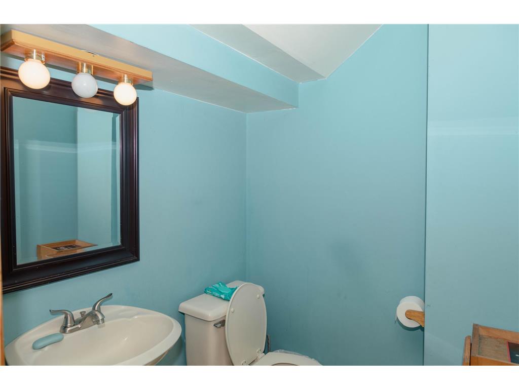 103 W 3rd Avenue N Aurora MN 55705 7061948 image14