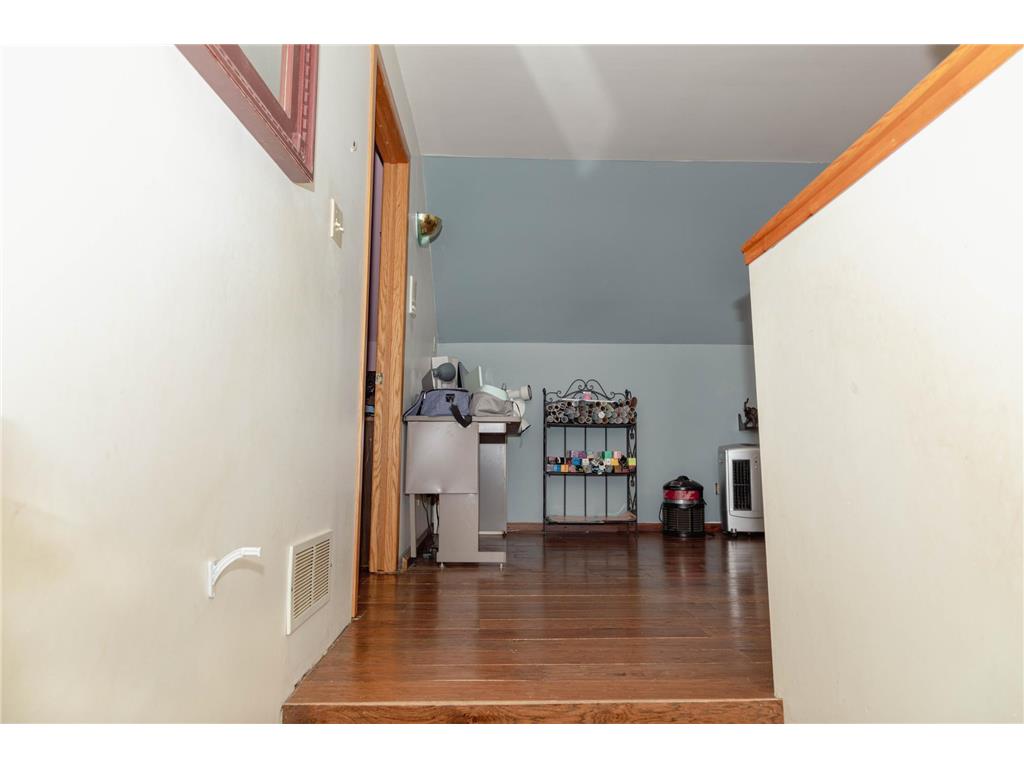 103 W 3rd Avenue N Aurora MN 55705 7061948 image8
