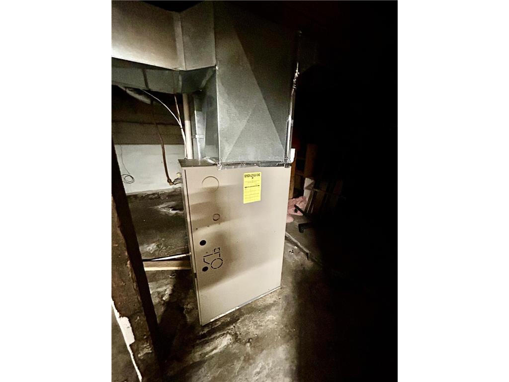 103 W Main Street Ottertail MN 56571 6721828 image20