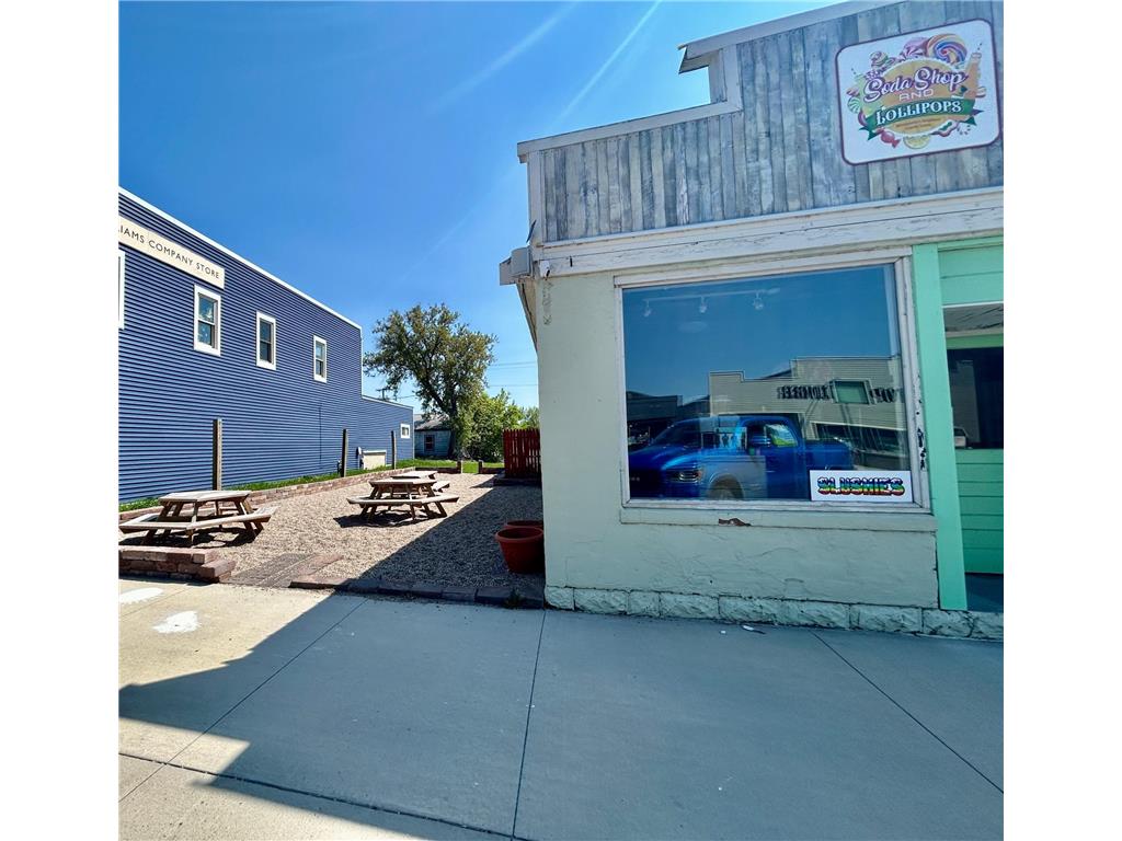 103 W Main Street Ottertail MN 56571 6721828 image21