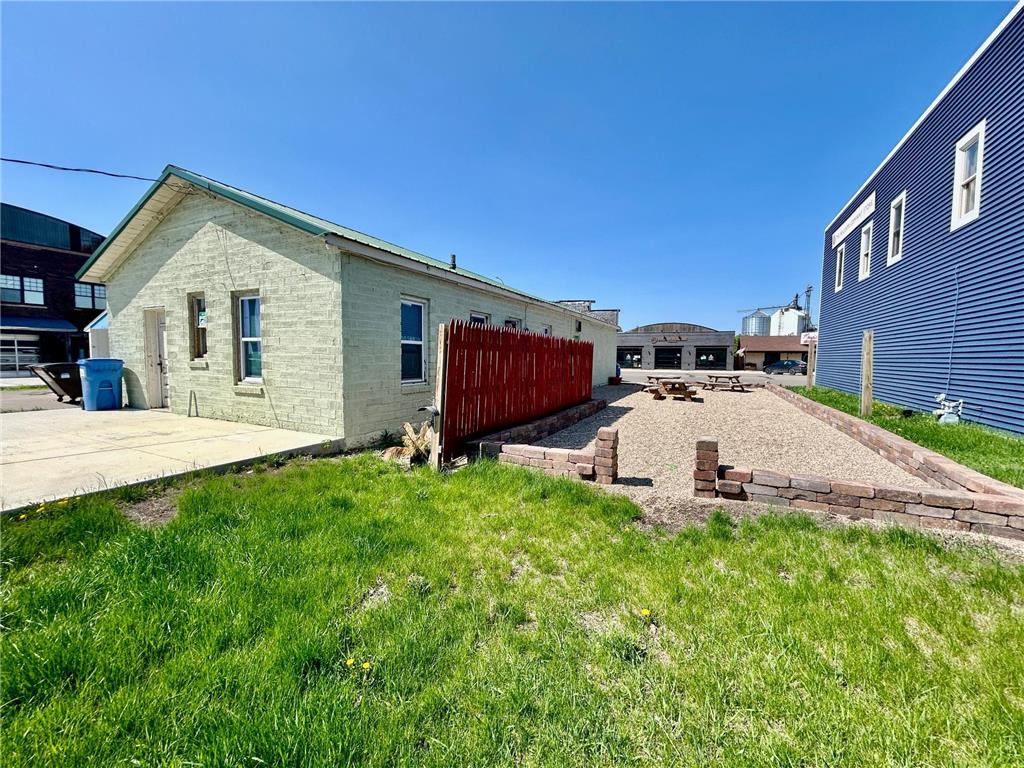 103 W Main Street Ottertail MN 56571 6721828 image22