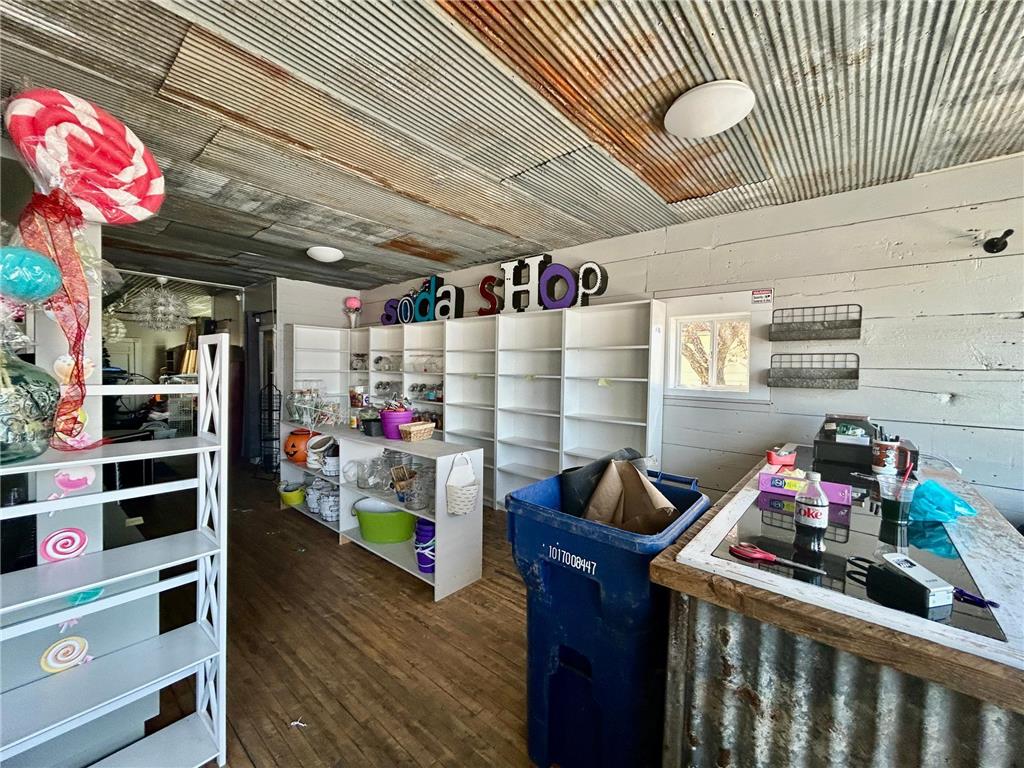 103 W Main Street Ottertail MN 56571 6721828 image8