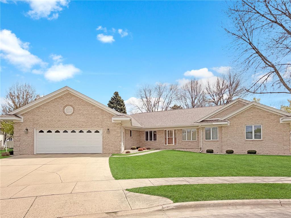 103 Whitney Circle Marshall MN 56258 7069198 image1