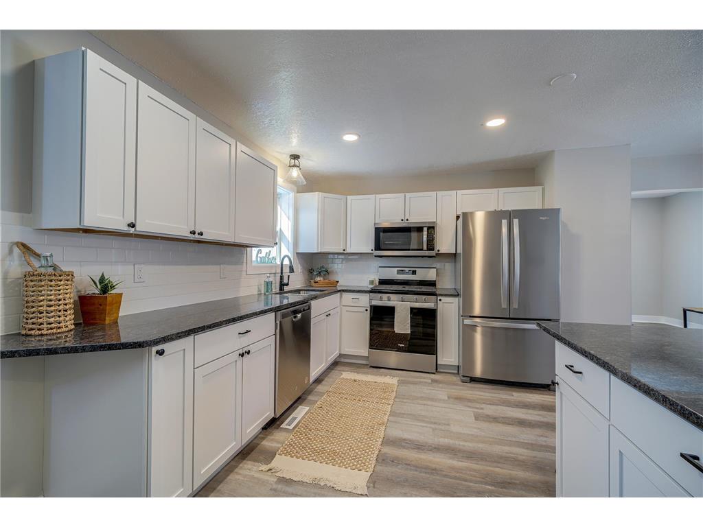 1030 24th Avenue NE Minneapolis MN 55418 6327162 image1