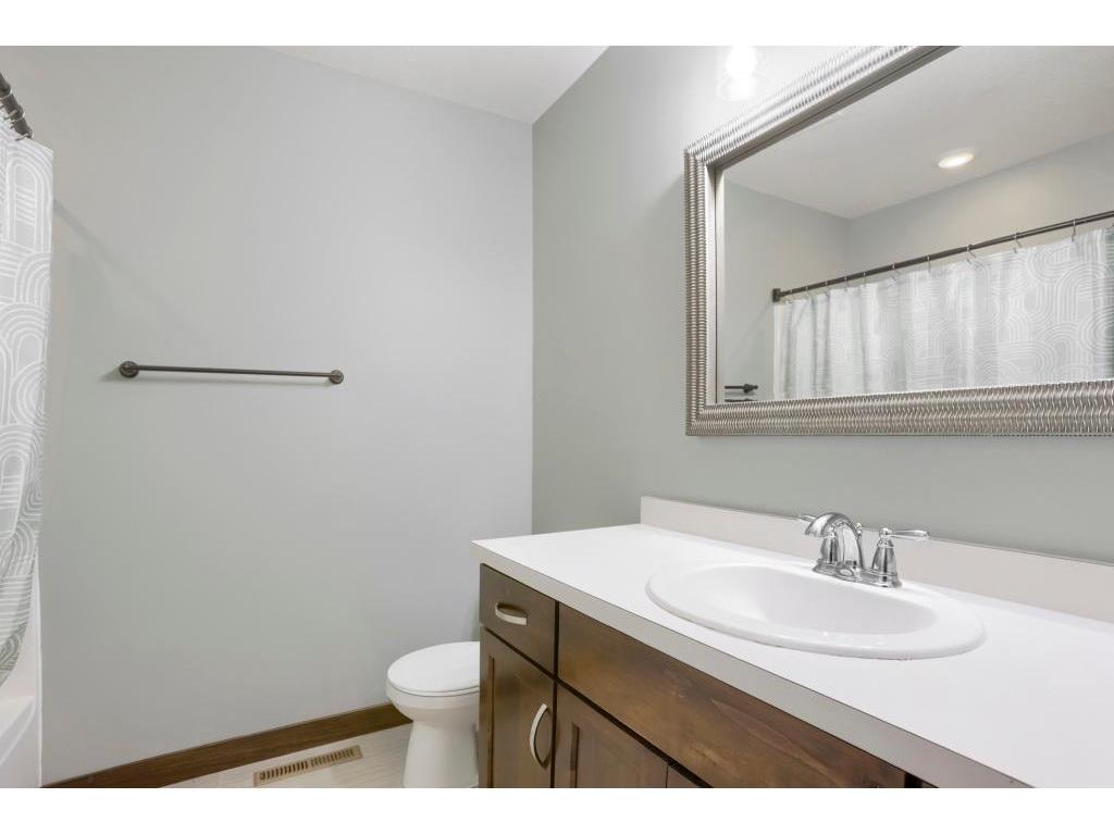 1030 Bellaire Boulevard NW Isanti MN 55040 7089480 image29