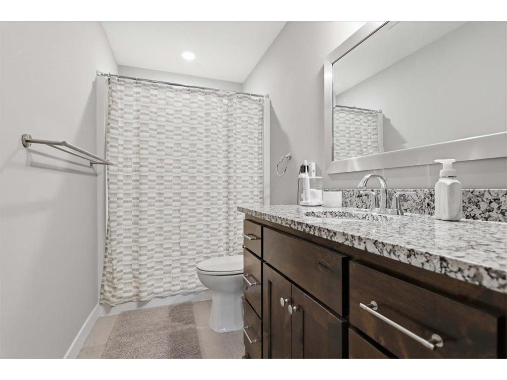 1030 Joy Circle SW Cambridge MN 55008 7074358 image10