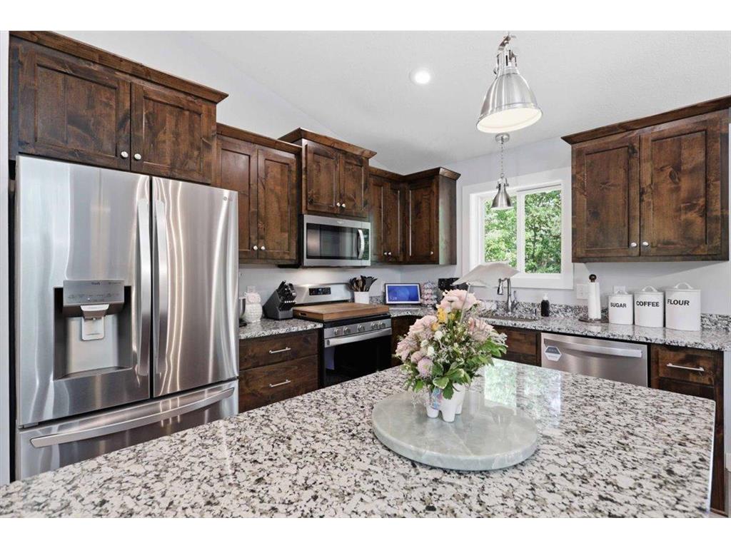1030 Joy Circle SW Cambridge MN 55008 7074358 image18