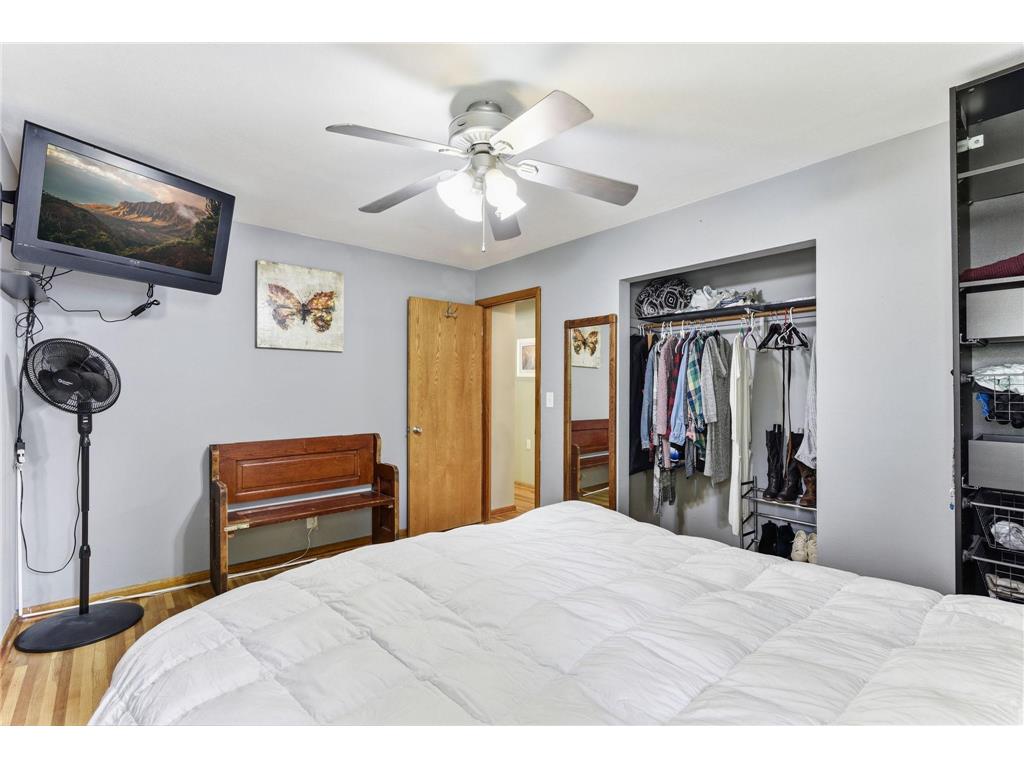 1030 Kenneth Street Eagan MN 55121 7068950 image19