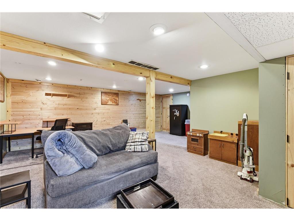 1030 Kenneth Street Eagan MN 55121 7068950 image26