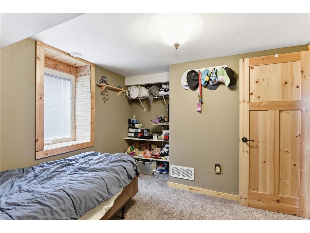 1030 Kenneth Street Eagan MN 55121 7068950 image28
