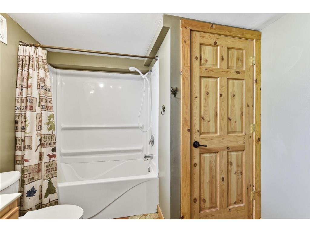 1030 Kenneth Street Eagan MN 55121 7068950 image32