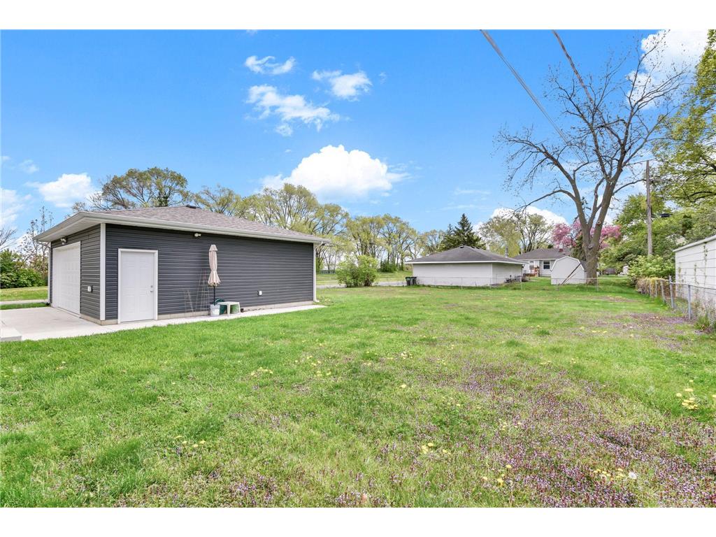1030 Kenneth Street Eagan MN 55121 7068950 image41