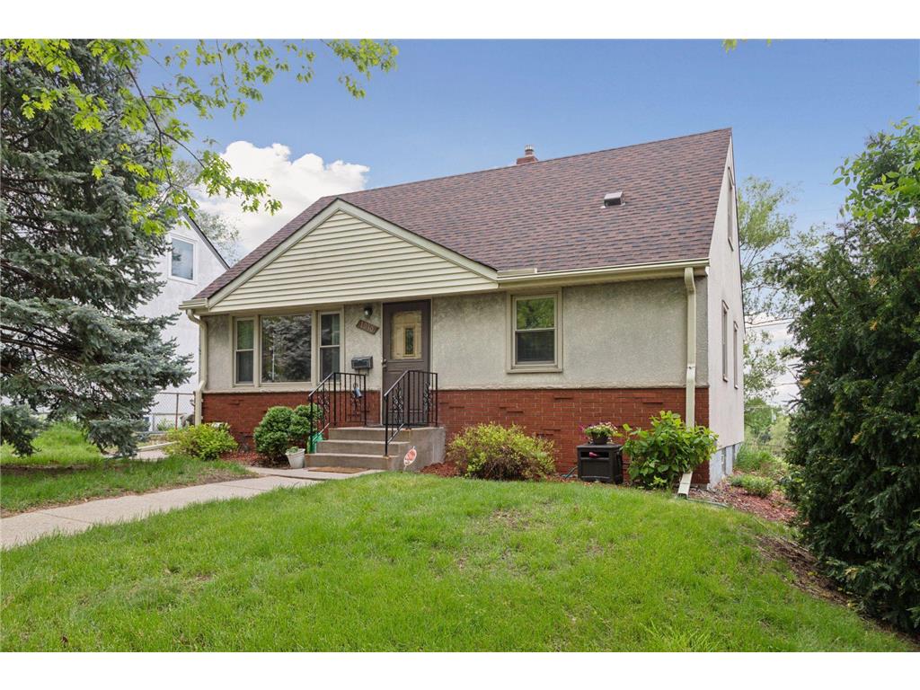 1030 Topping Street Saint Paul MN 55103 6722077 image1