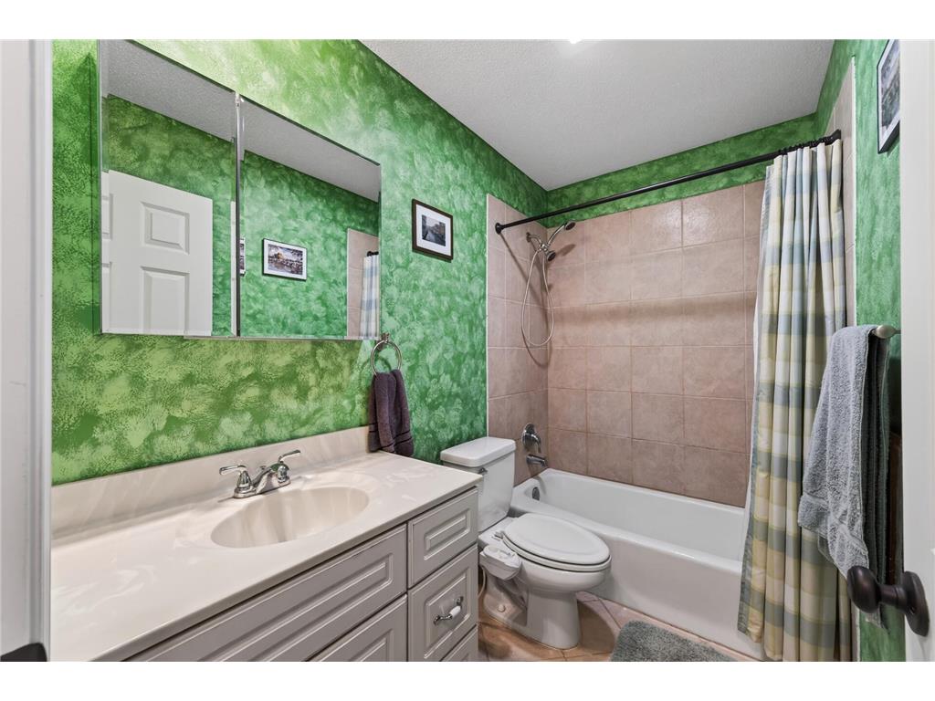 1030 Whitney Drive Apple Valley MN 55124 7068845 image14