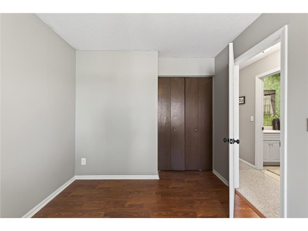 1030 Whitney Drive Apple Valley MN 55124 7068845 image16