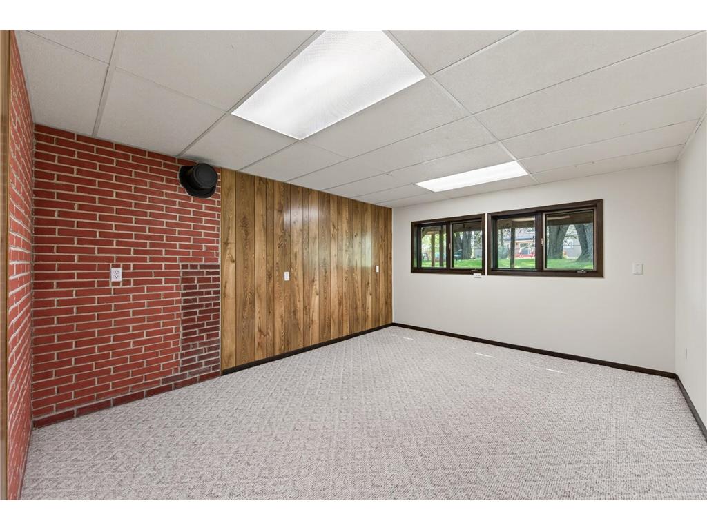 1030 Whitney Drive Apple Valley MN 55124 7068845 image20