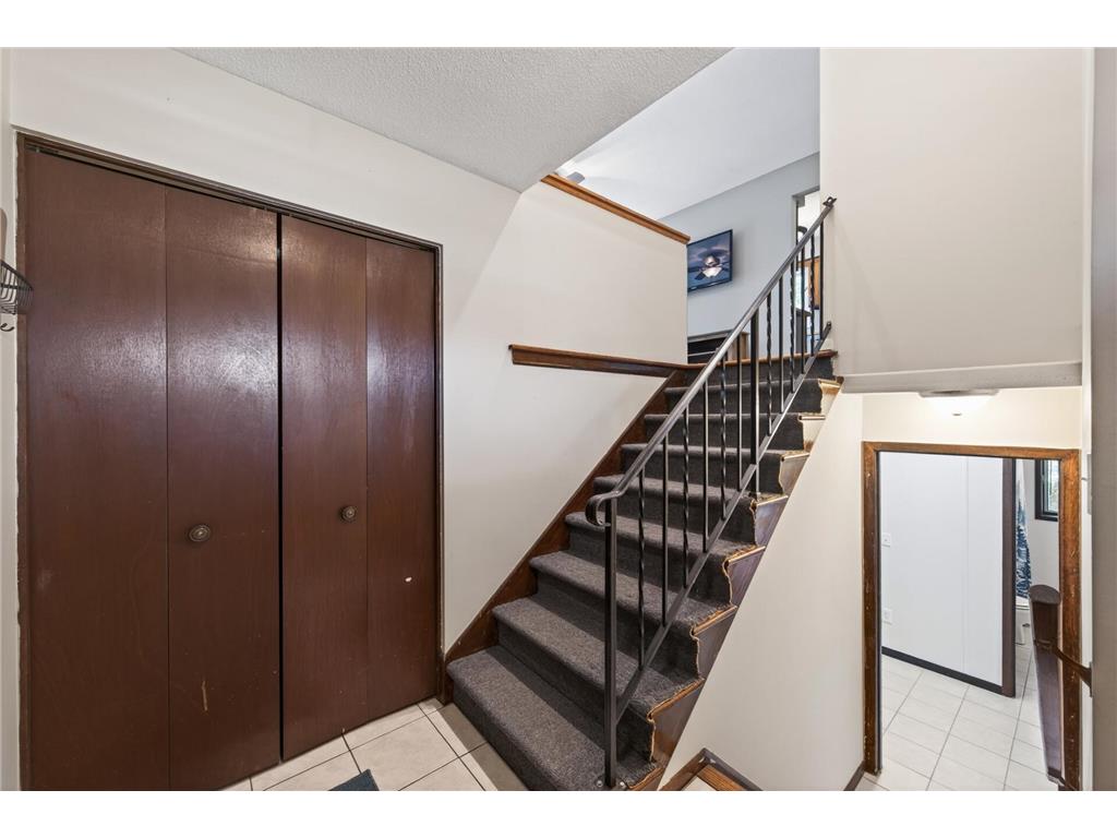 1030 Whitney Drive Apple Valley MN 55124 7068845 image6