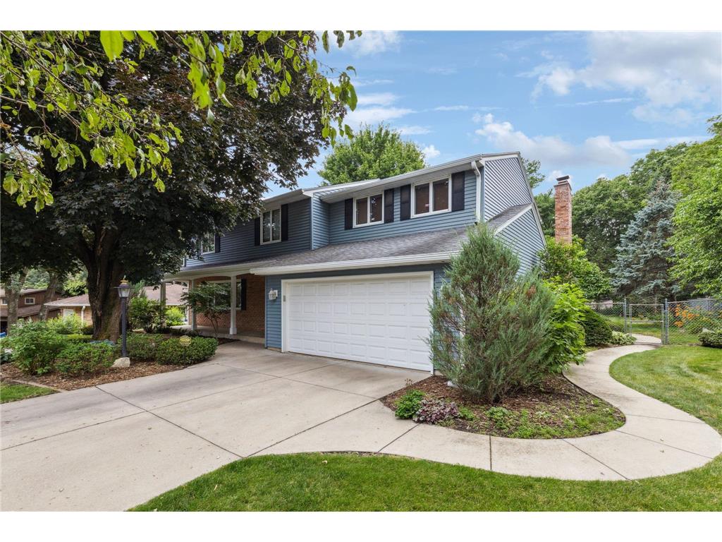 10300 10th Avenue Circle S Bloomington MN 55420 6568521 image1