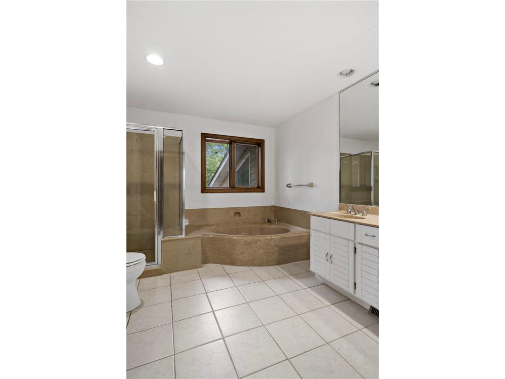 10300 27th Avenue N Plymouth MN 55441 - Medicine Lake 7065744 image28