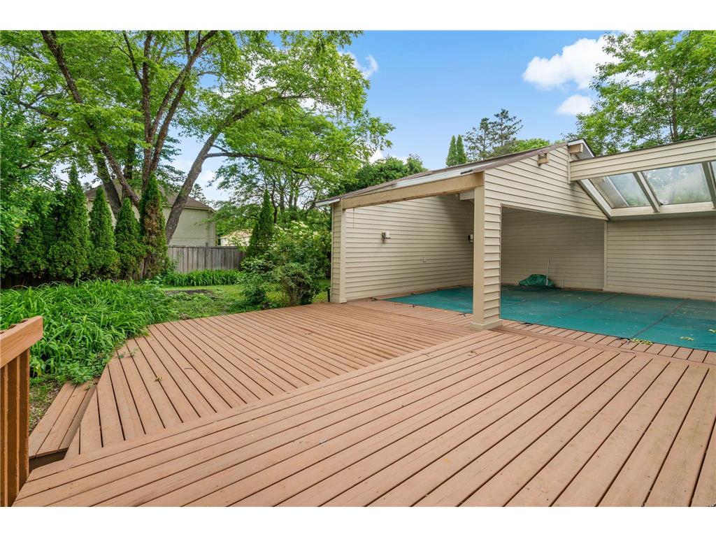 10300 27th Avenue N Plymouth MN 55441 - Medicine Lake 7065744 image37