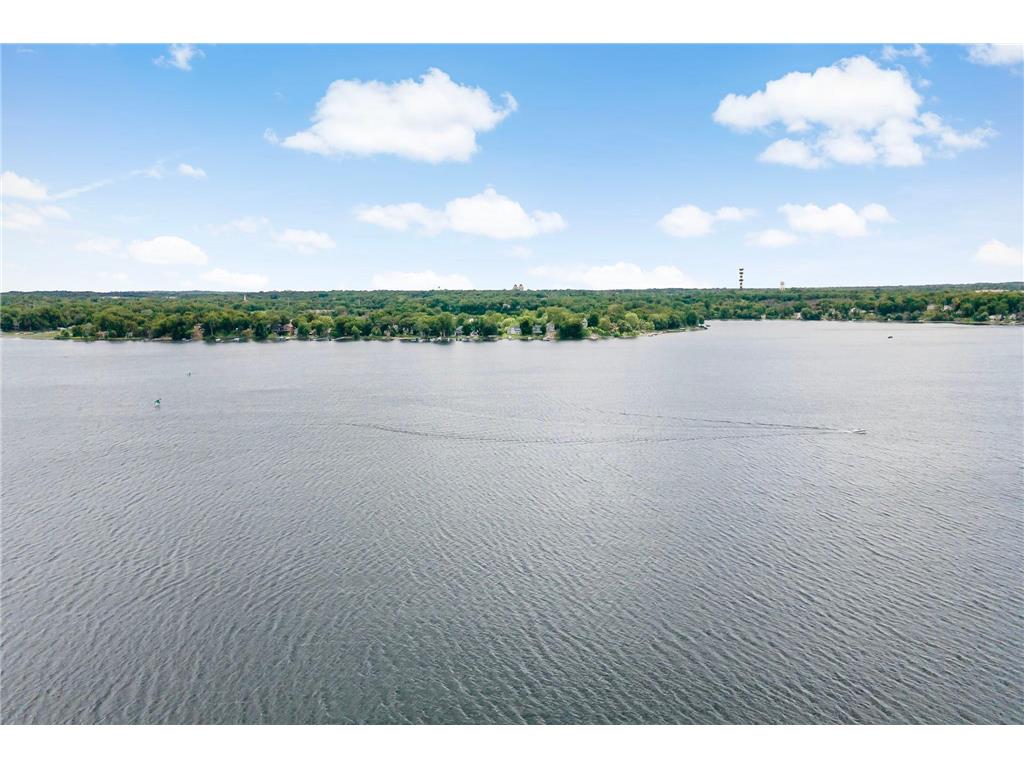 10300 27th Avenue N Plymouth MN 55441 - Medicine Lake 7065744 image38