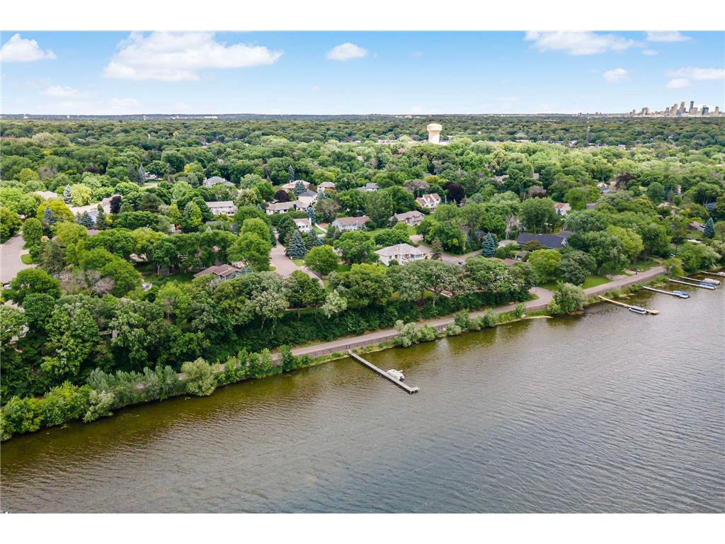 10300 27th Avenue N Plymouth MN 55441 - Medicine Lake 7065744 image39
