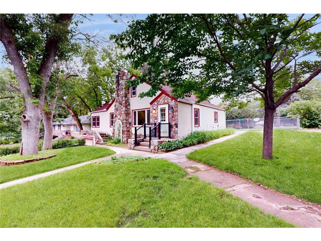 10300 Minnetonka Boulevard Minnetonka MN 55305 6517081 image1